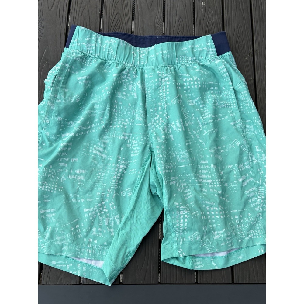 Men's Lululemon Green Turquoise Running Shorts Size M